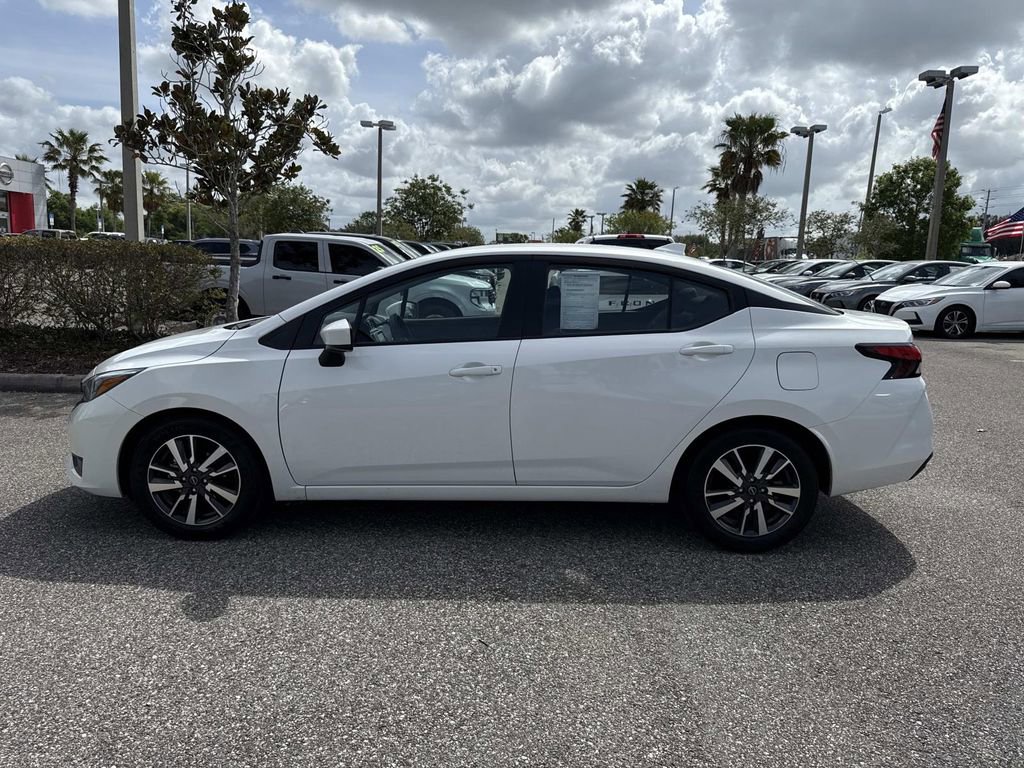 Used 2025 Nissan Versa SV FWD image 7