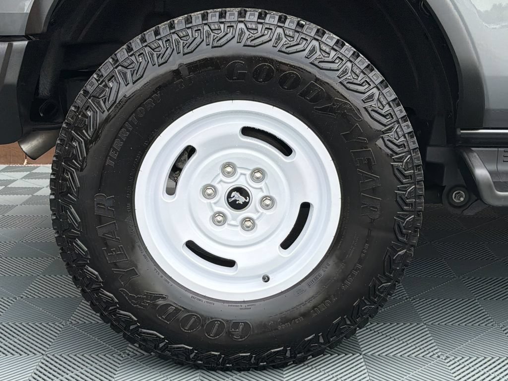 Used 2025 Ford Bronco Heritage Edition AWD/4WD image 20