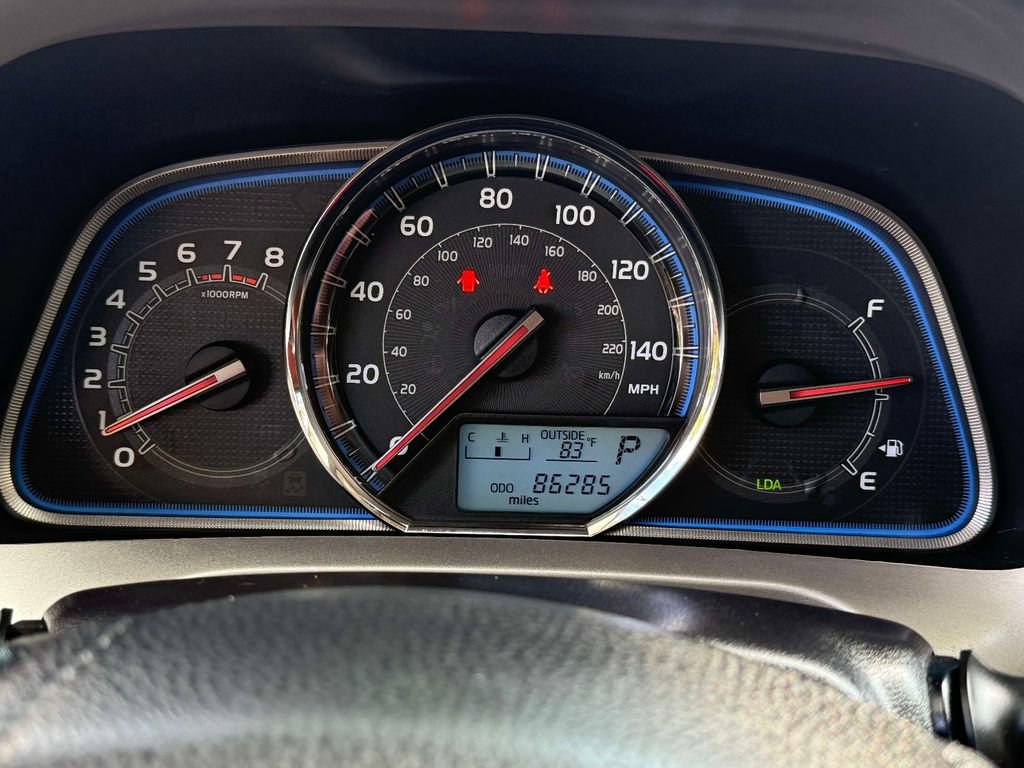 Used 2015 Toyota RAV4 Limited w/ Technology Package AWD/4WD image 17