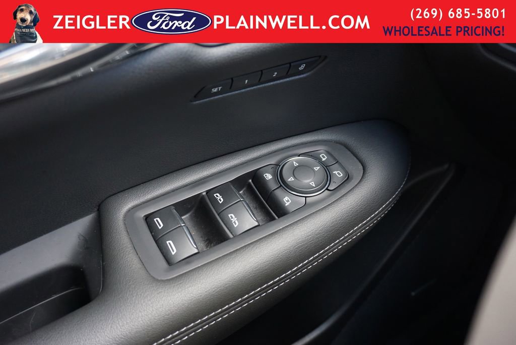 Used 2024 Cadillac XT6 Premium Luxury w/ LPO, Floor Liner Package AWD/4WD image 31
