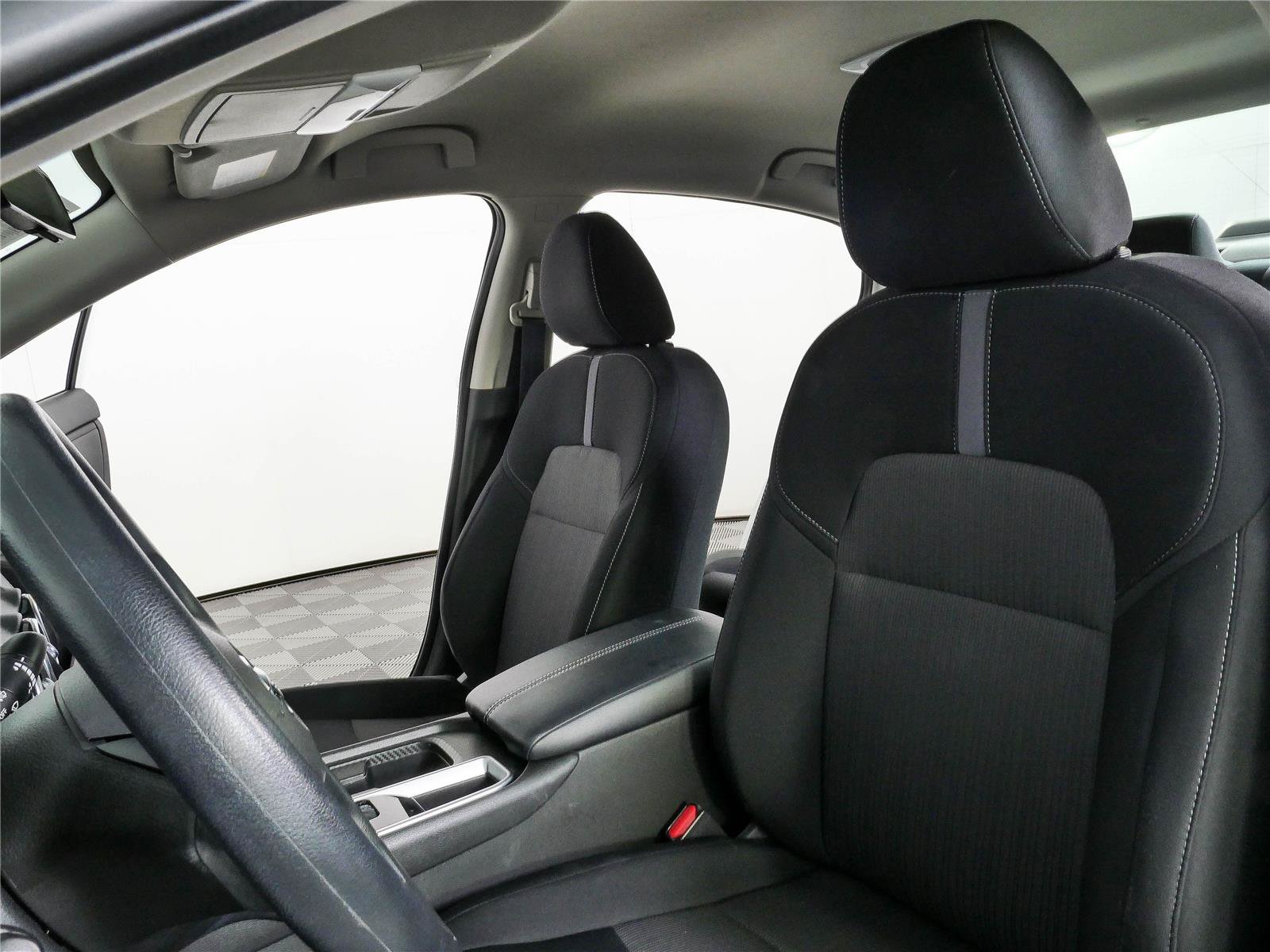 Used 2023 Nissan Sentra SV FWD image 6