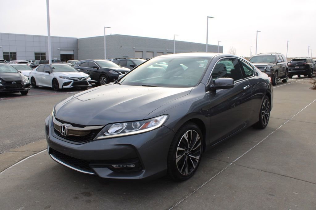 Used 2017 Honda Accord EX-L image 3