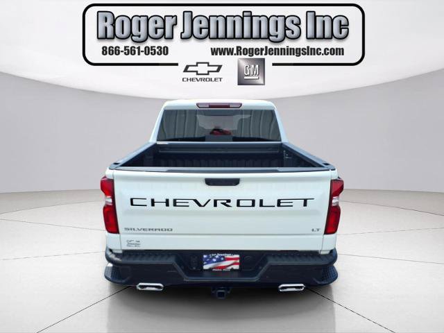 Used 2025 Chevrolet Silverado 1500 LT Trail Boss w/ Convenience Package II AWD/4WD image 4