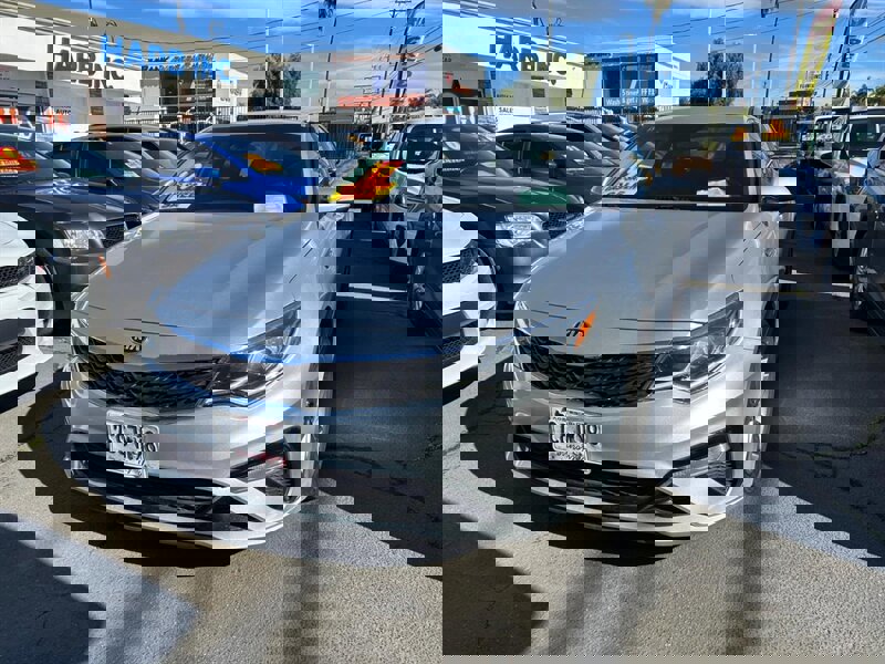 Used 2019 Kia Optima LX image 6