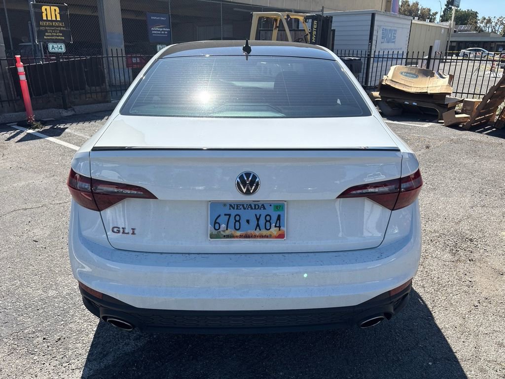 Used 2022 Volkswagen Jetta GLI Autobahn image 5