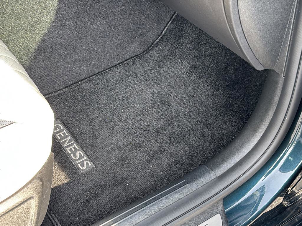 Used 2023 Genesis G70 3.3T w/ Sport Prestige Package image 40