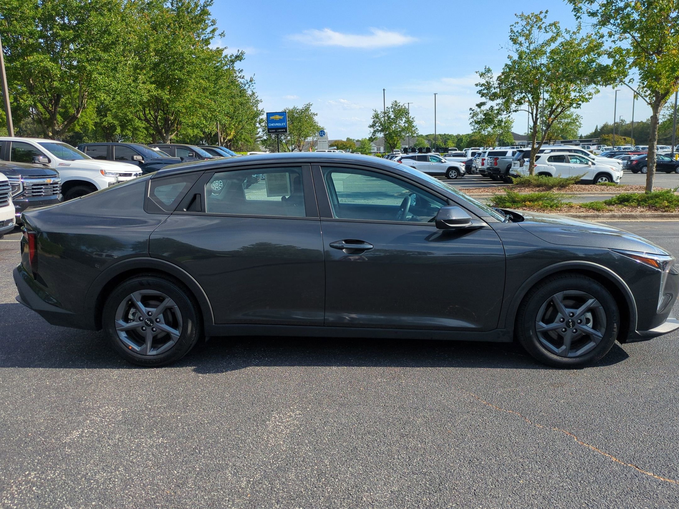 Used 2025 Kia K4 FWD image 11