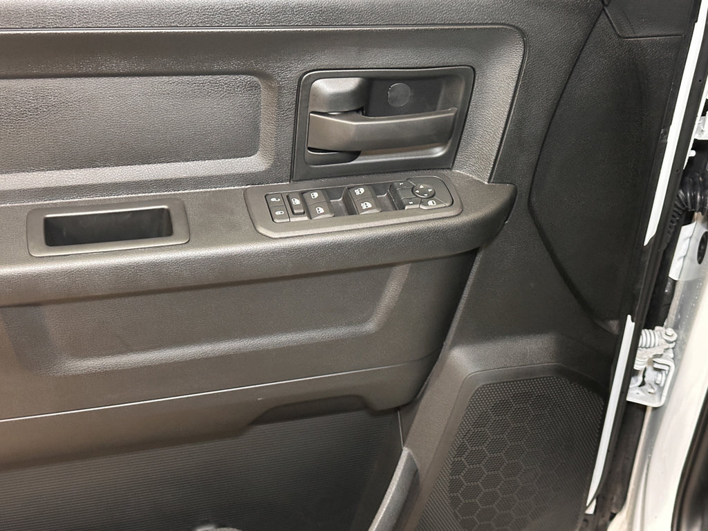 New 2026 RAM 2500 Tradesman AWD/4WD image 19
