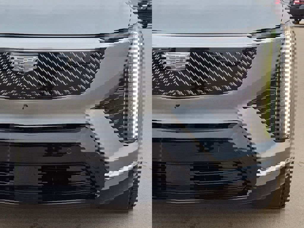 New 2026 Cadillac Optiq Luxury 1 w/ LPO, Floor Liner Package image 6