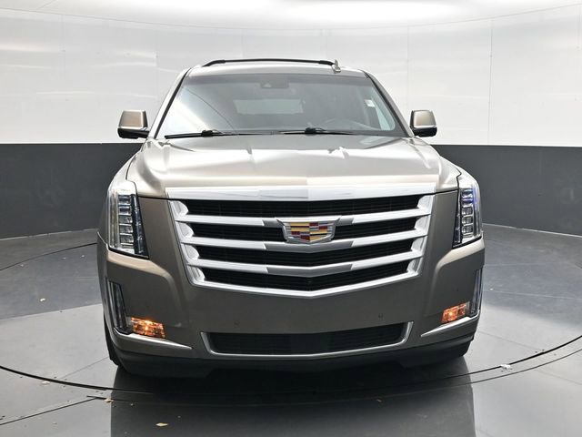 Used 2018 Cadillac Escalade ESV Premium Luxury image 8