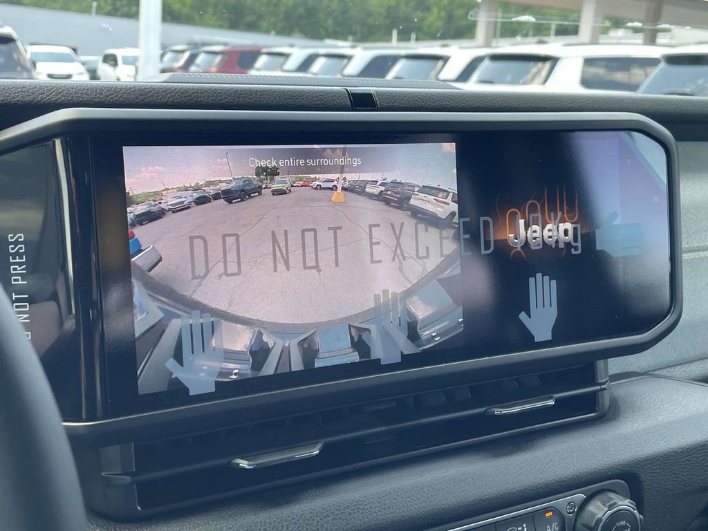 New 2025 Jeep Wrangler Unlimited Sport image 35
