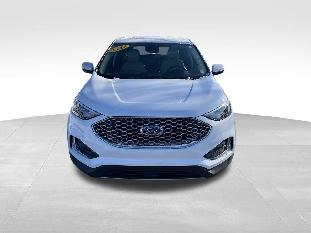 Used 2023 Ford Edge SEL w/ Convenience Package image 10