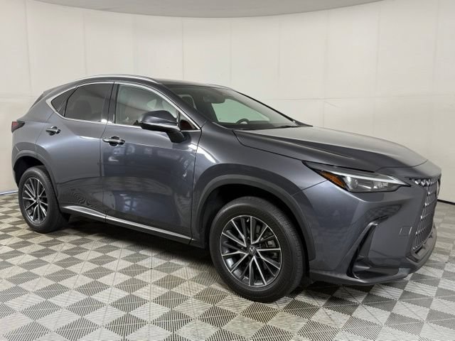 Used 2023 Lexus NX 250 FWD w/ Towing Package (2000 Lbs) image 11