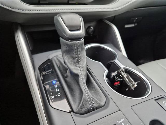 Certified 2026 Toyota Highlander XLE AWD/4WD image 12