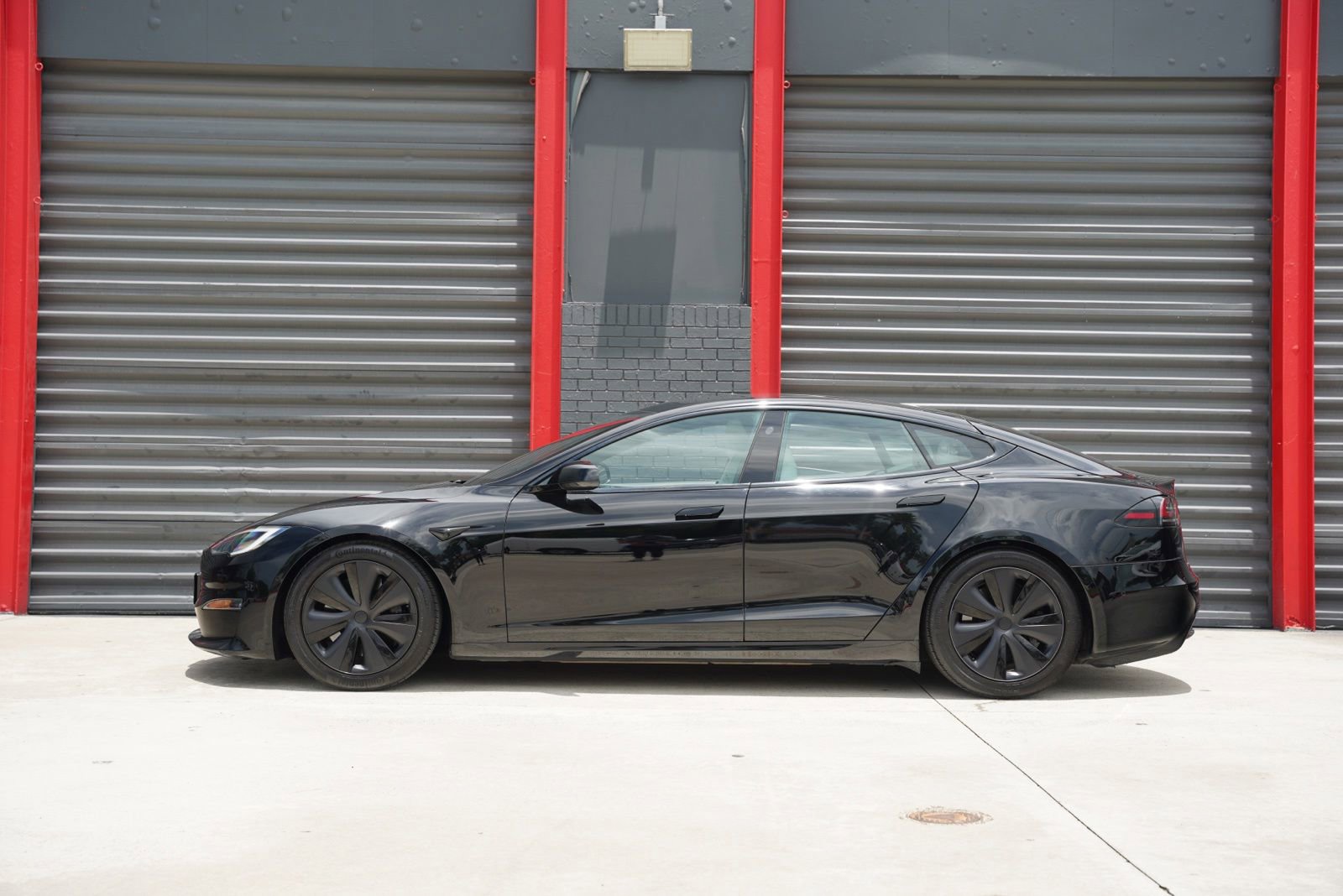 Used 2023 Tesla Model S AWD/4WD image 10