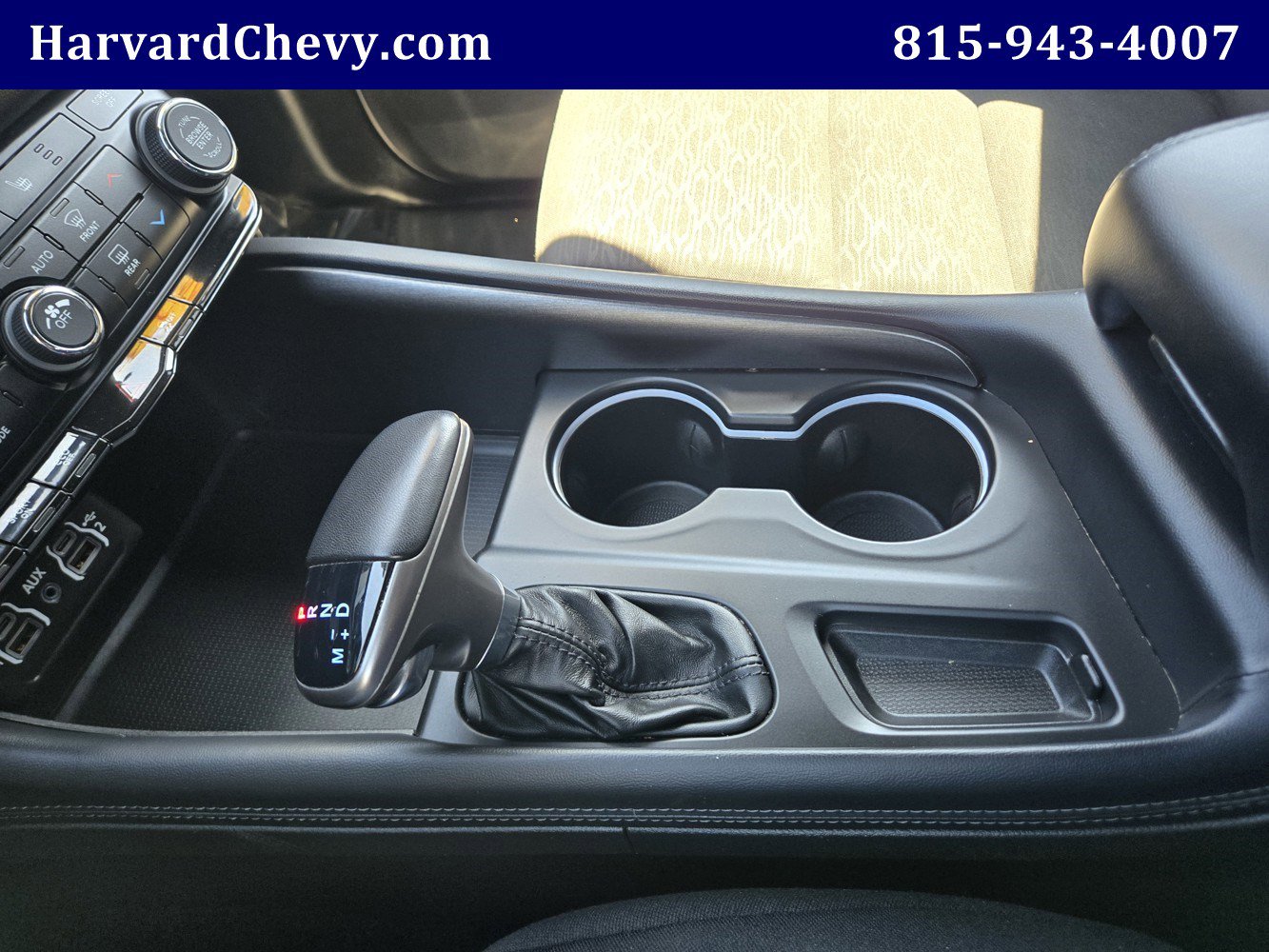 Used 2024 Dodge Durango SXT AWD/4WD image 12