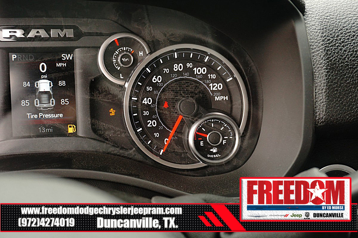 New 2026 RAM 2500 Tradesman AWD/4WD image 31