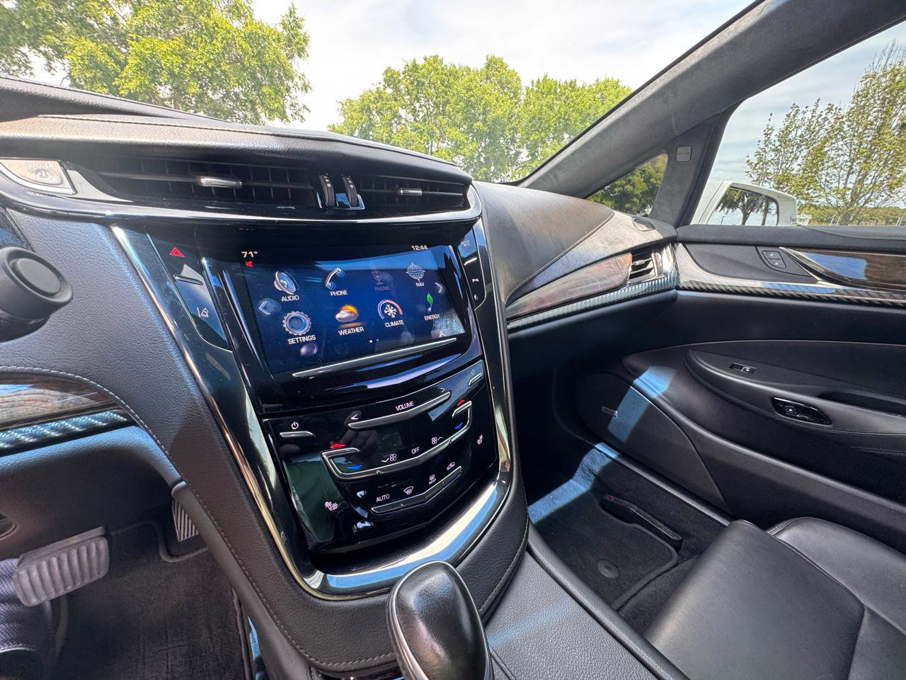 Used 2014 Cadillac ELR w/ Luxury Package FWD image 24