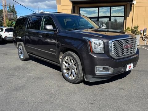 Used 2017 GMC Yukon XL Denali w/ Open Road Package AWD/4WD image 1
