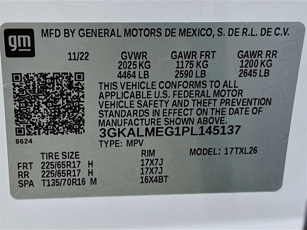 Used 2023 GMC Terrain SLE w/ Driver Convenience Package image 32
