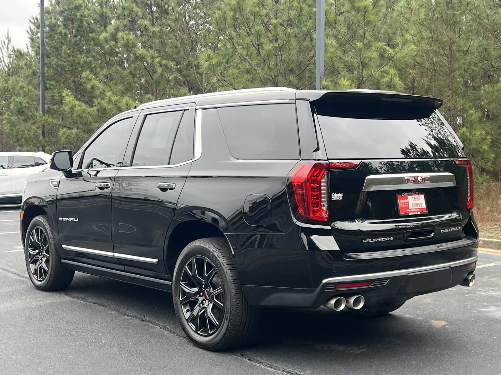 Used 2023 GMC Yukon Denali w/ Max Trailering Package image 2