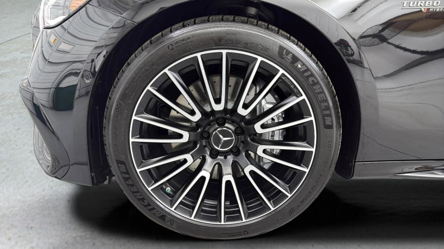 Used 2026 Mercedes-Benz E 53 AMG e 4MATIC Sedan image 9