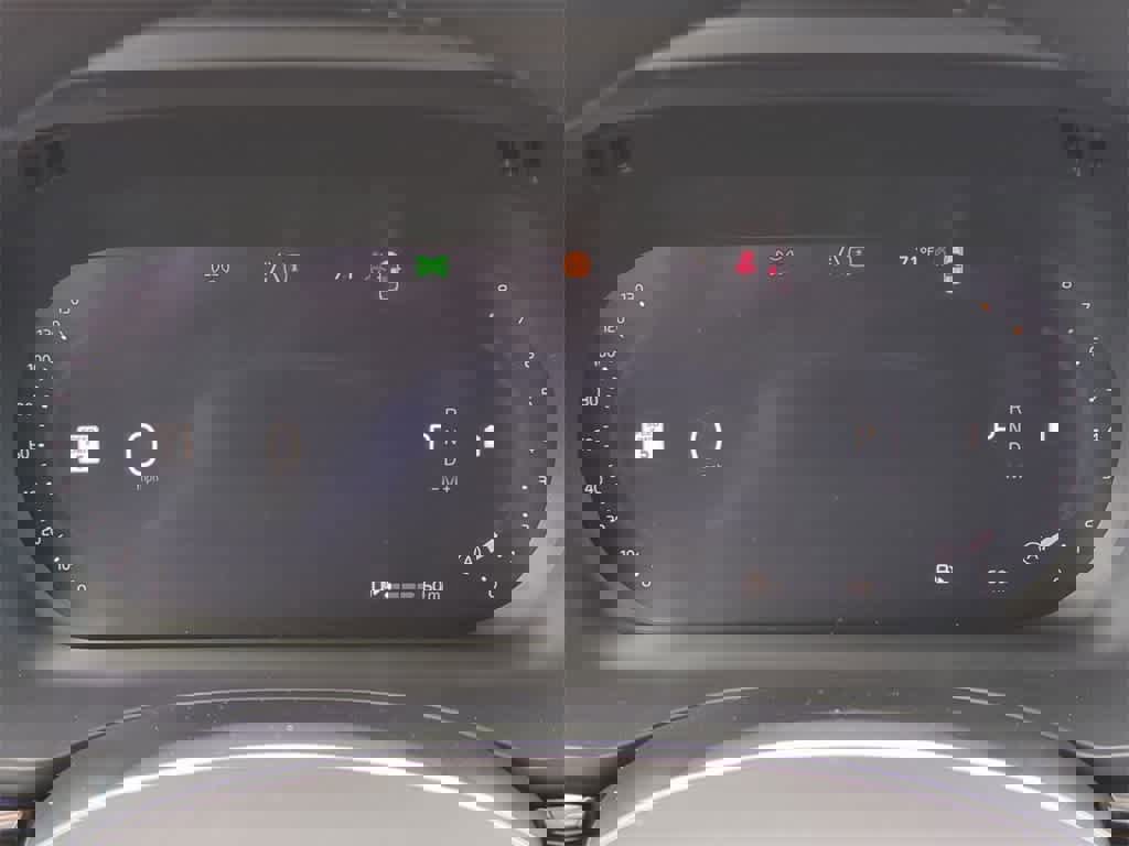 Used 2026 Volvo XC60 B5 Plus w/ Protection Package Premier image 32