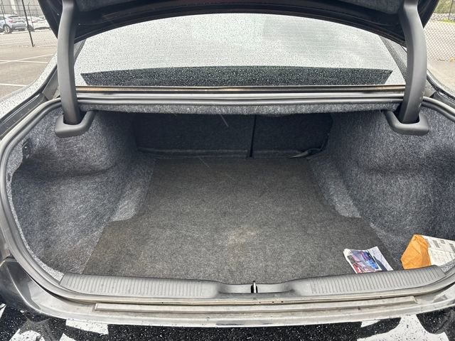 Used 2023 Dodge Charger R/T w/ Blacktop Package image 11