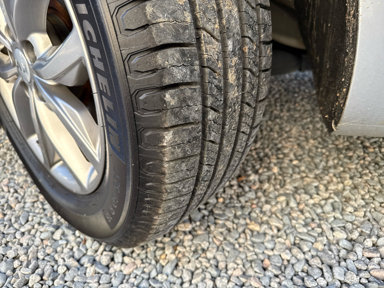 Used 2020 Kia Sedona EX image 25