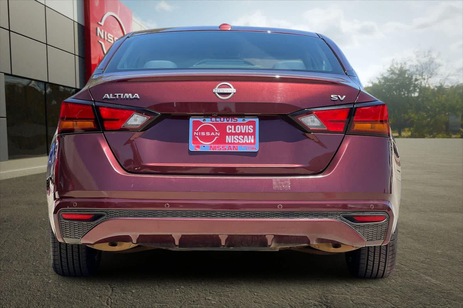 Used 2023 Nissan Altima 2.5 SV FWD image 8