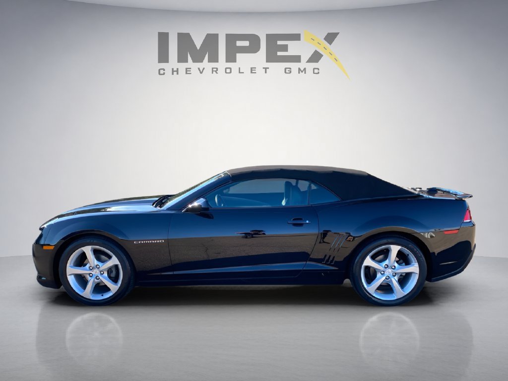 Used 2015 Chevrolet Camaro LT w/ RS Package RWD image 2