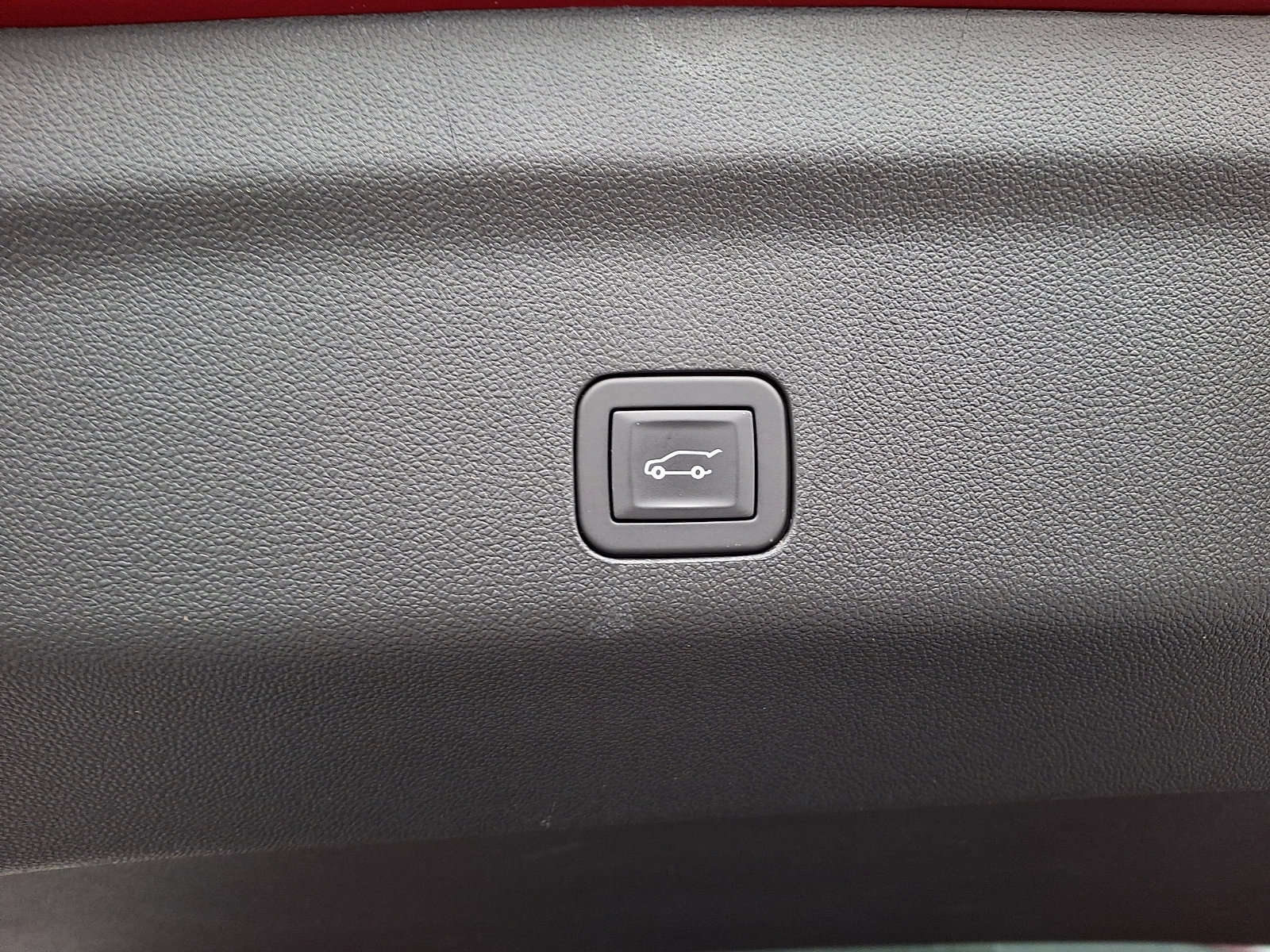 Certified 2024 GMC Yukon XL SLT w/ SLT Premium Package AWD/4WD image 32