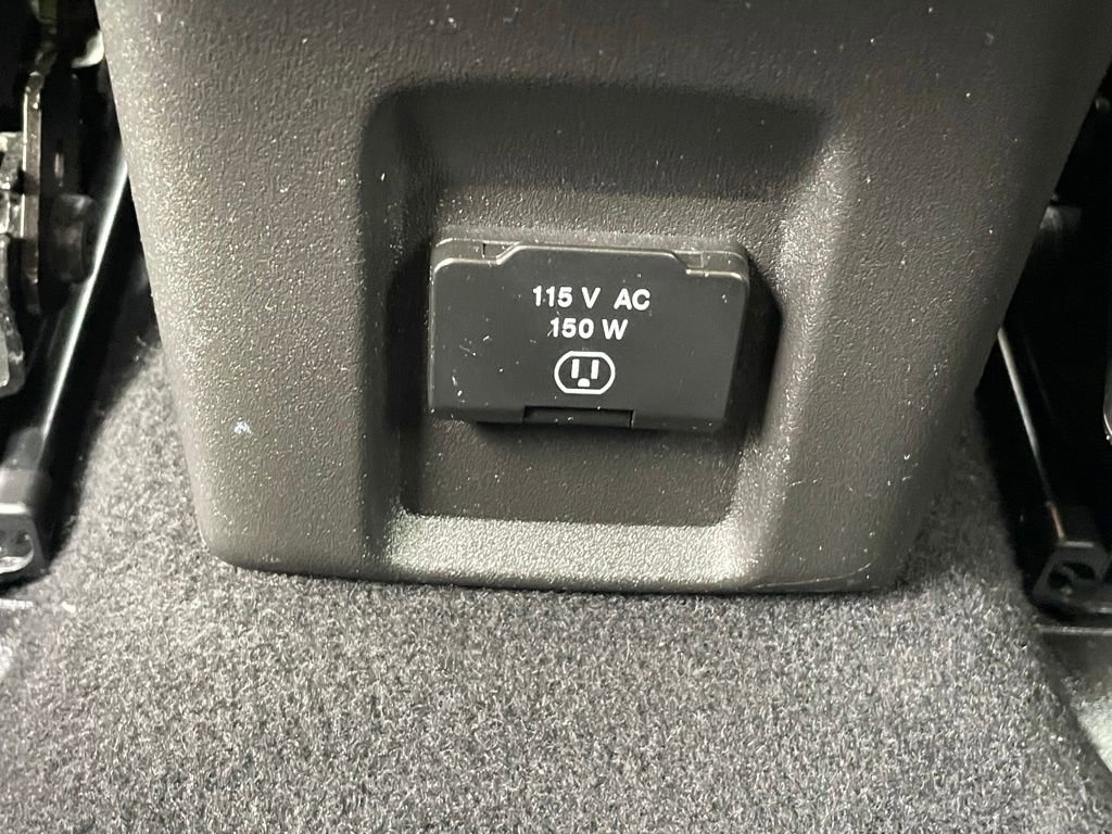 Used 2017 Jeep Renegade Trailhawk w/ Premium Trailhawk Package AWD/4WD image 24