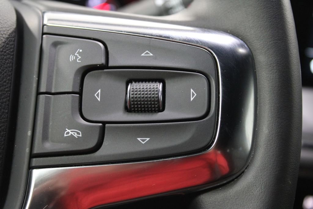 Used 2025 Chevrolet Blazer RS image 38