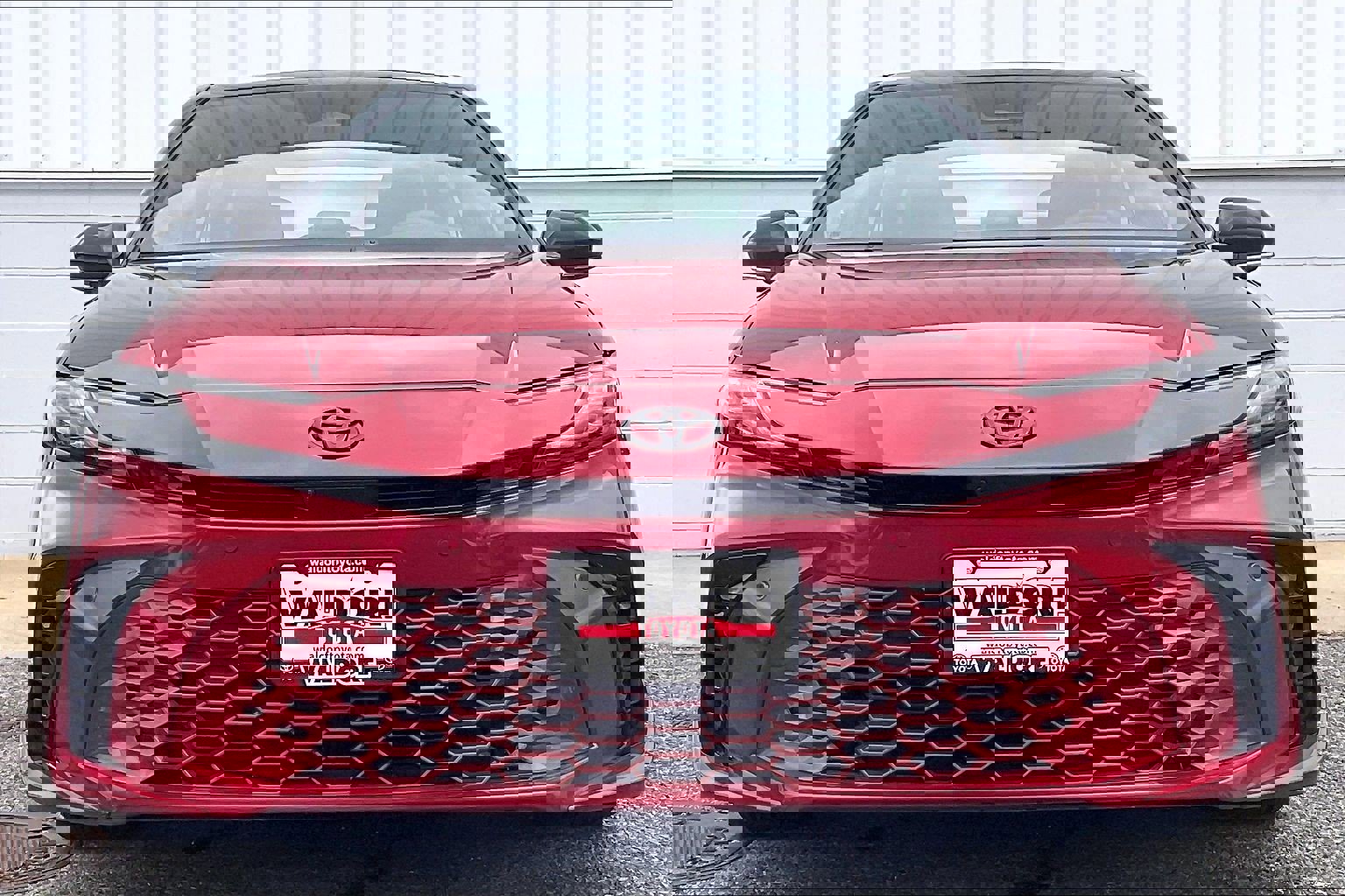 Used 2025 Toyota Camry XSE w/ Premium Plus Package image 3