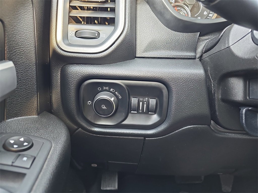 Used 2019 RAM 2500 Tradesman image 26