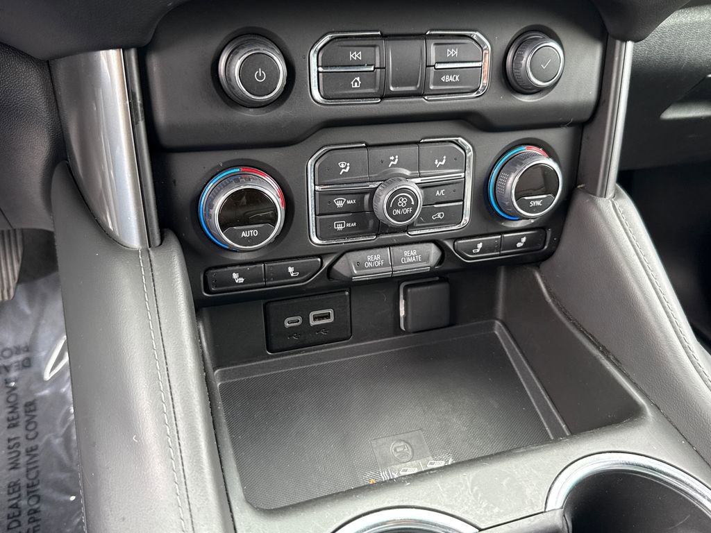 Used 2024 Chevrolet Tahoe LT RWD image 28