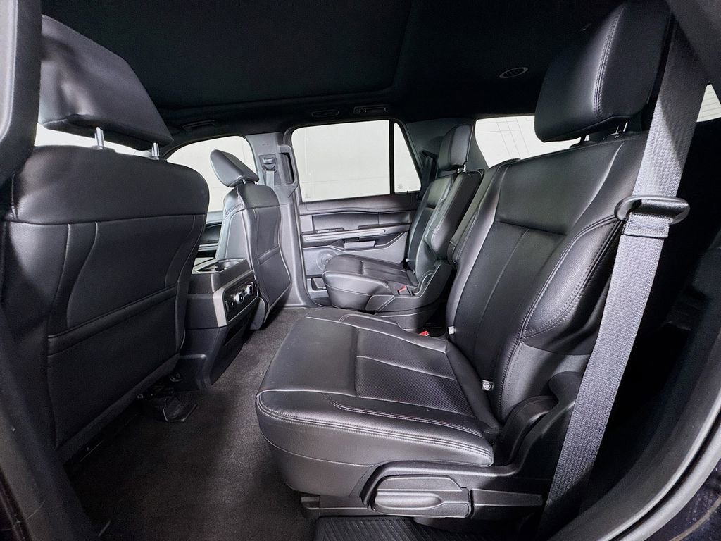 Used 2021 Ford Expedition XLT RWD image 28