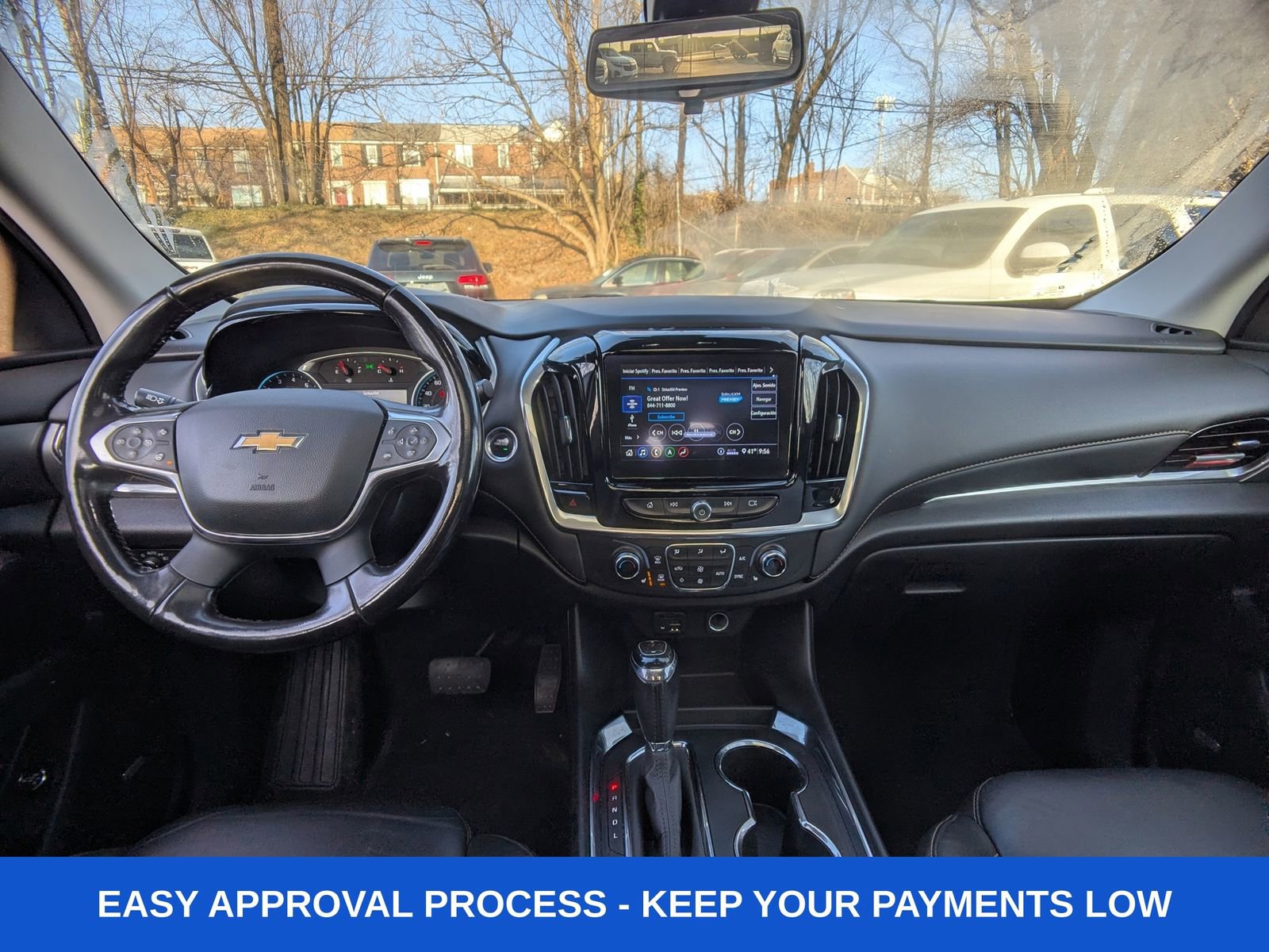 Used 2020 Chevrolet Traverse LT w/ LT Premium Package image 19