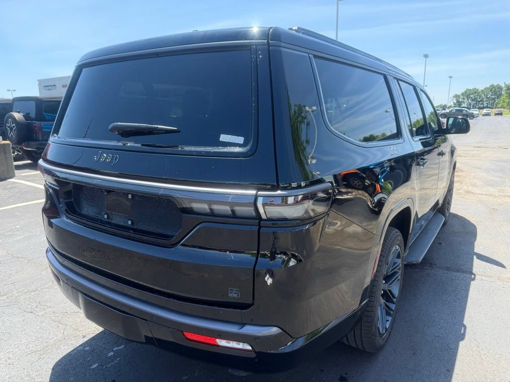 New 2026 Jeep Grand Wagoneer L 4WD image 3