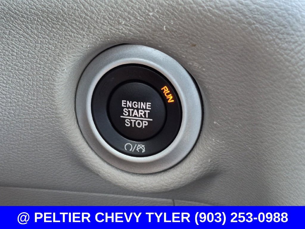 Used 2023 Chrysler Voyager LX FWD image 29