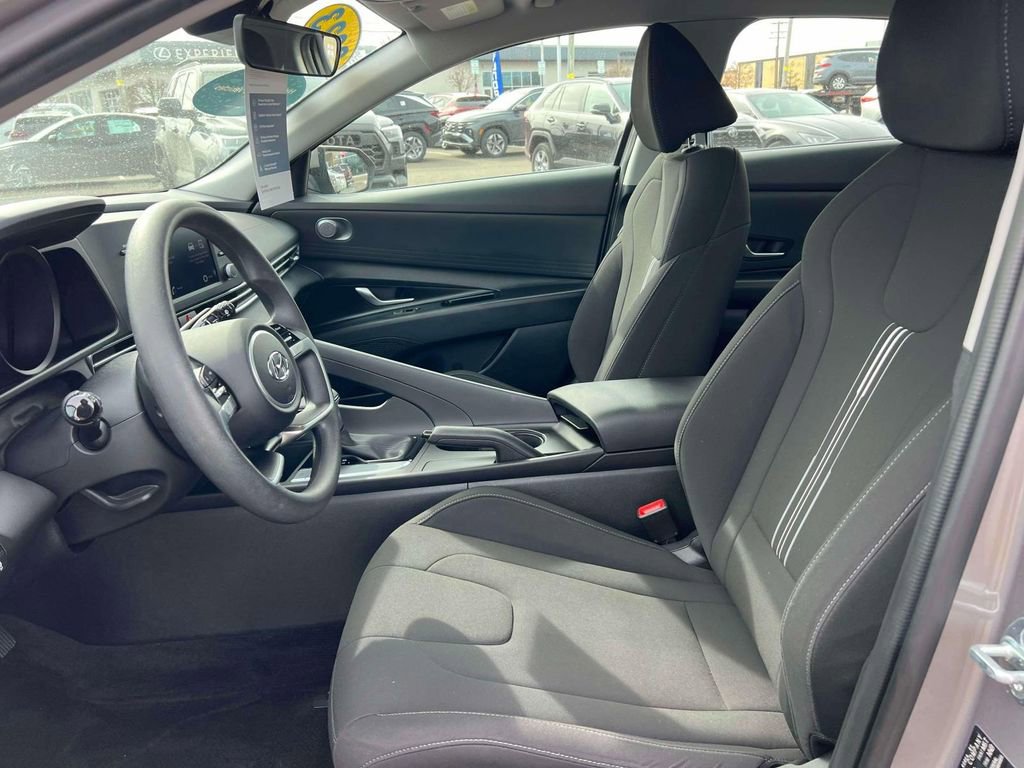 Used 2023 Hyundai Elantra SEL image 16
