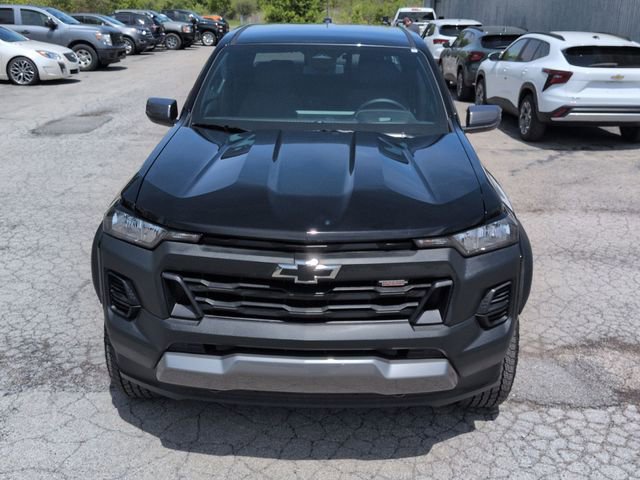 Used 2025 Chevrolet Colorado Trail Boss AWD/4WD image 22