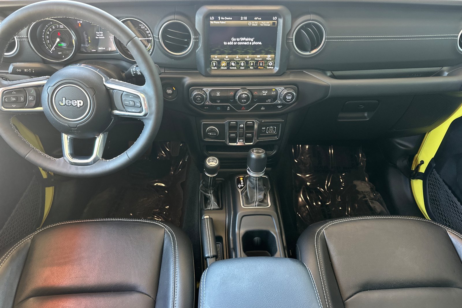 Used 2023 Jeep Wrangler Unlimited Sahara AWD/4WD image 16