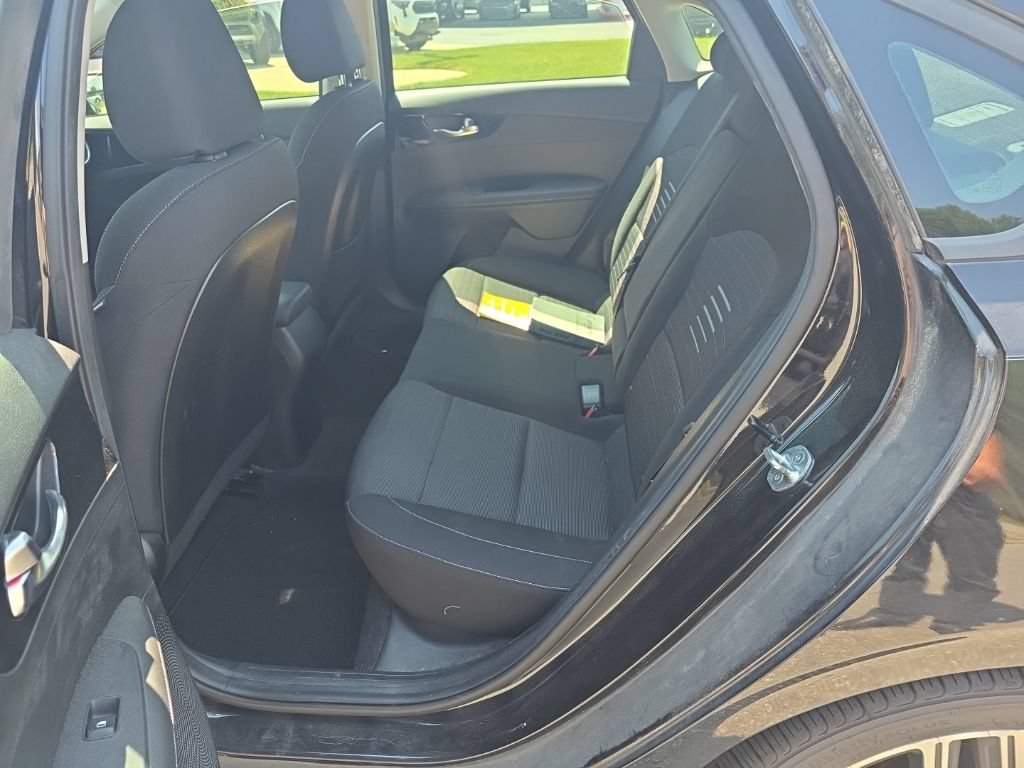 Used 2019 Kia Forte S FWD image 7