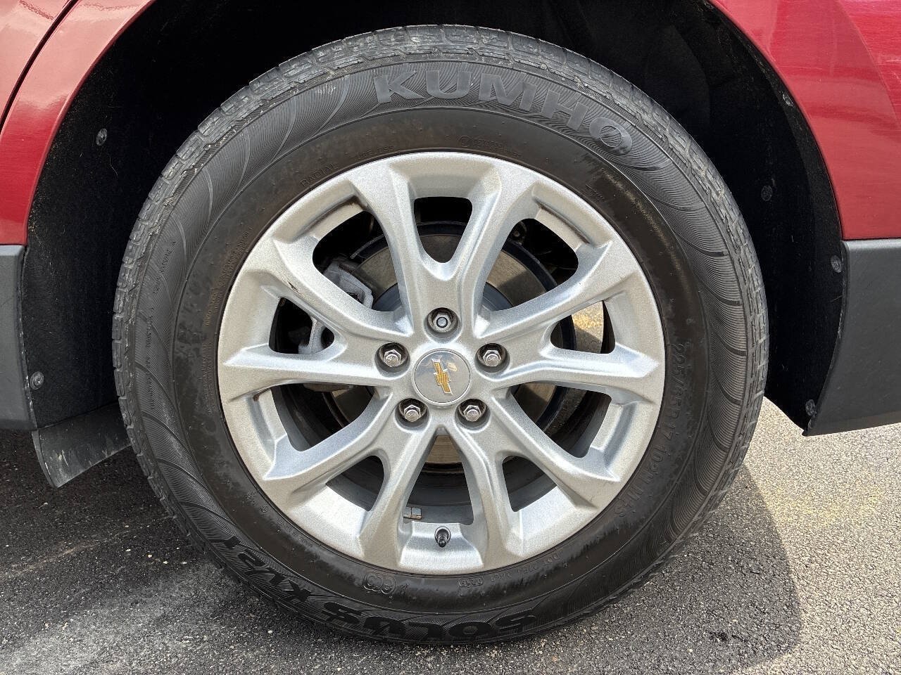 Used 2018 Chevrolet Equinox LT FWD image 22