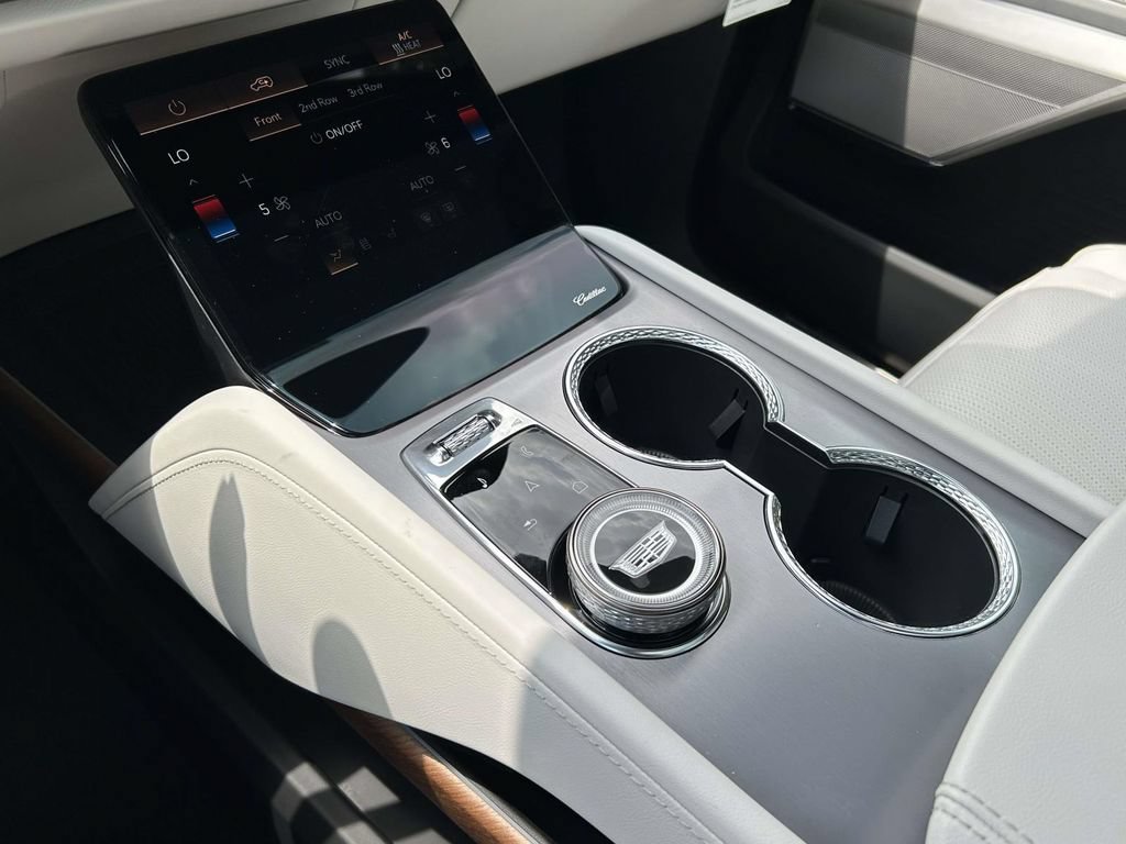 New 2027 Cadillac Vistiq Sport AWD/4WD image 26