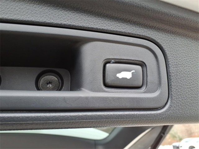 Used 2021 Honda Pilot Touring image 10