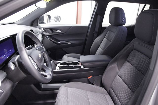 Used 2025 Chevrolet Equinox LT image 14