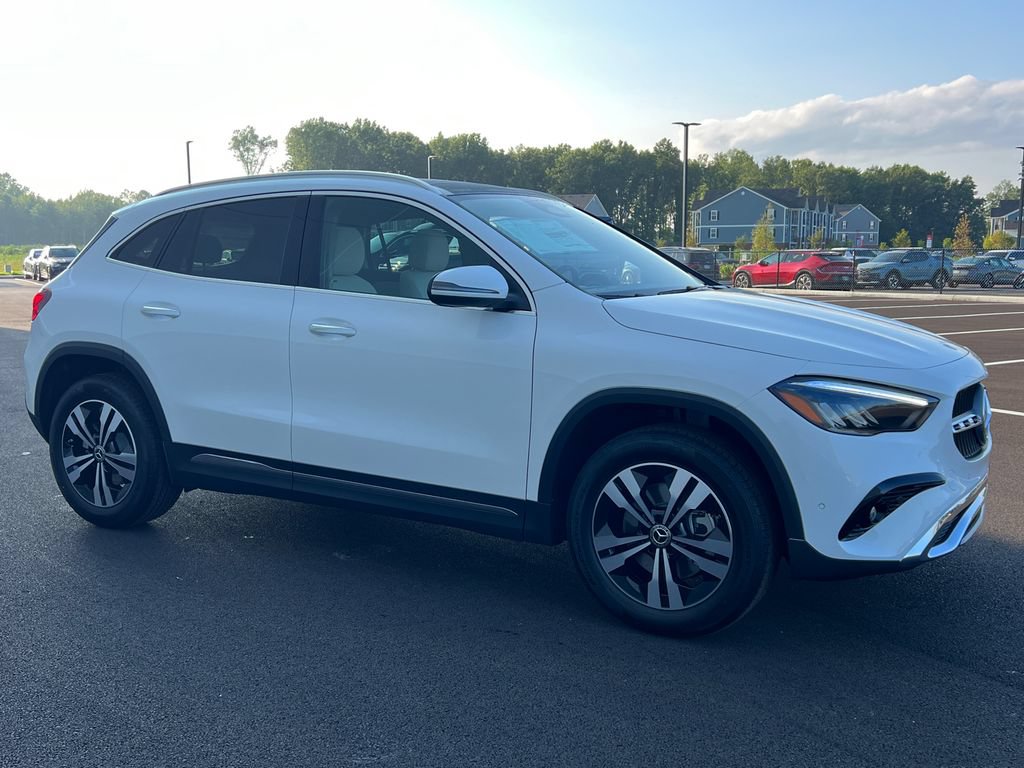 New 2026 Mercedes-Benz GLA 250 4MATIC image 2